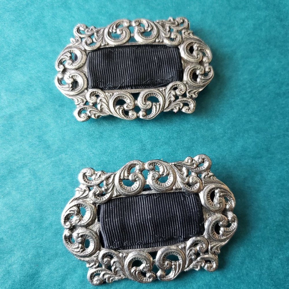 2 for 10$, Musi shoe clip silver tone and black